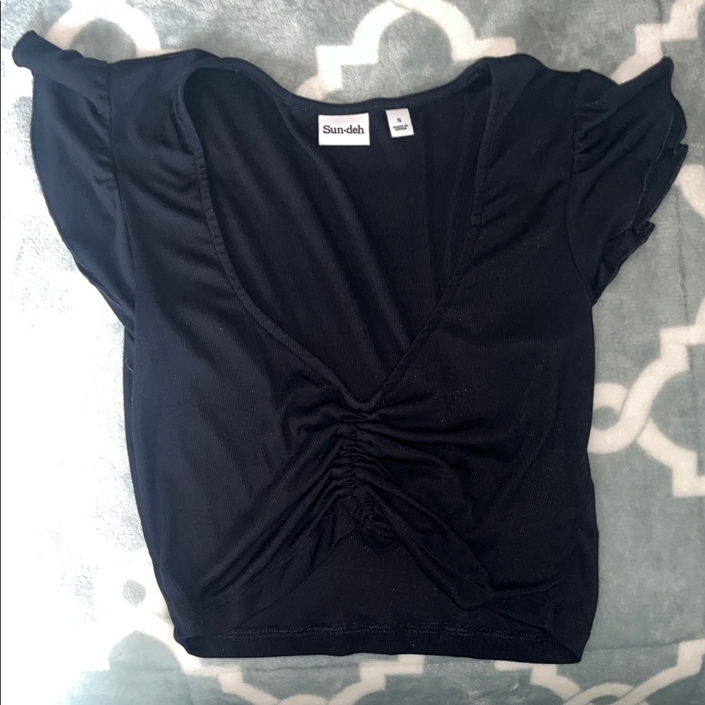 Aritzia Black Ruched Blouse